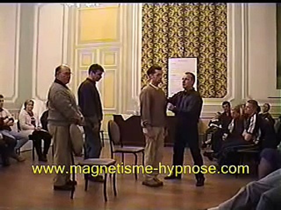 Hypnose: Une Expérience de Catalepsie