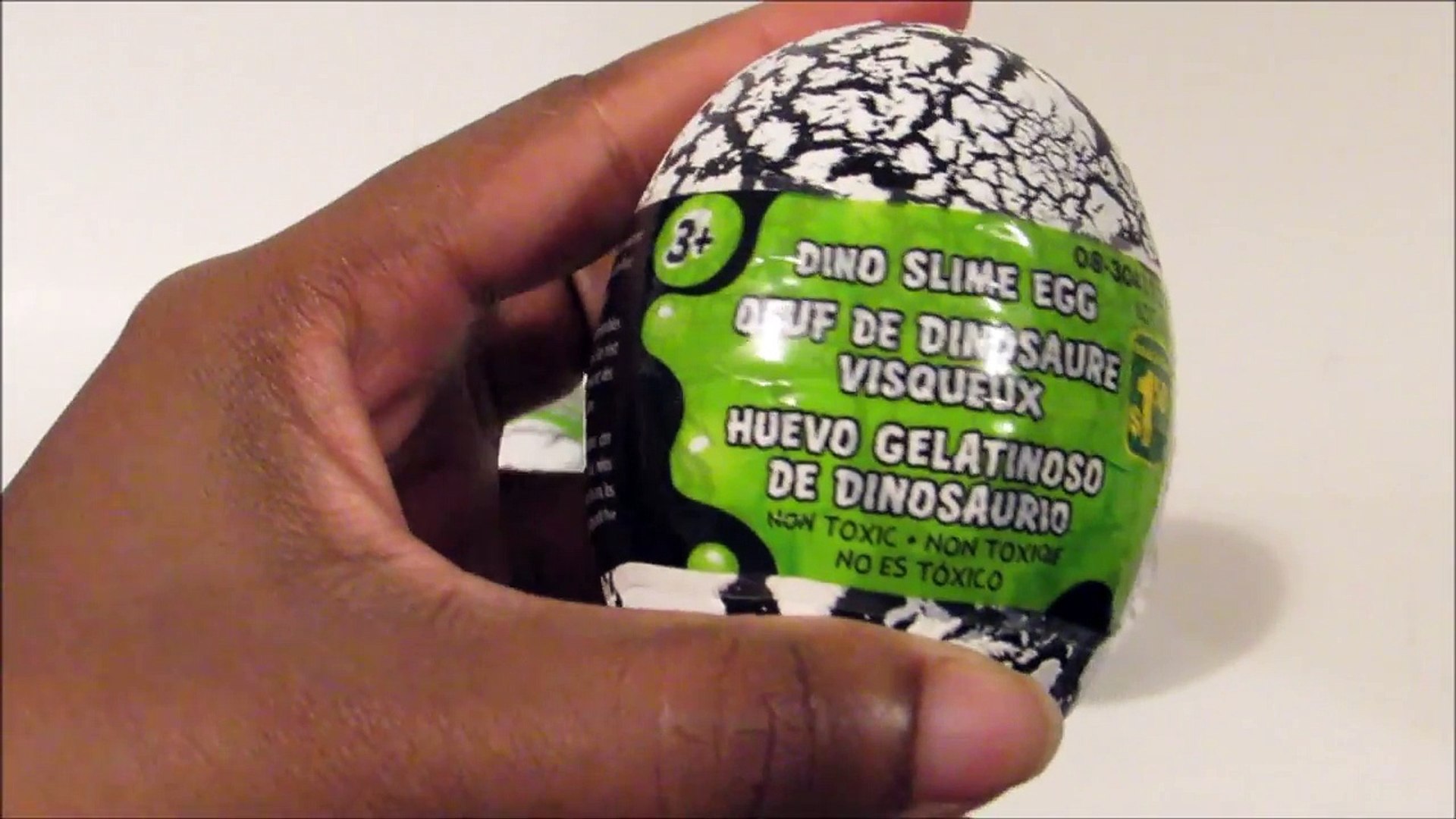 dinosaur egg slime toy