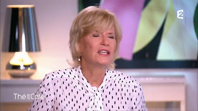 Calogero évoque son rapport avec l'argent face à Catherine Ceylac dans Thé ou café - Regardez