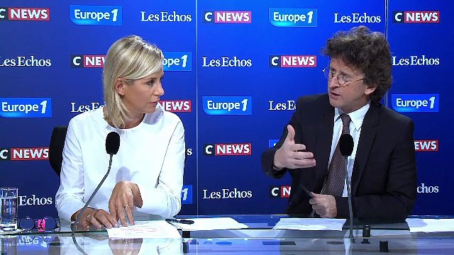 Quatennens : Macron veut le remplacement du chômage par la précarité
