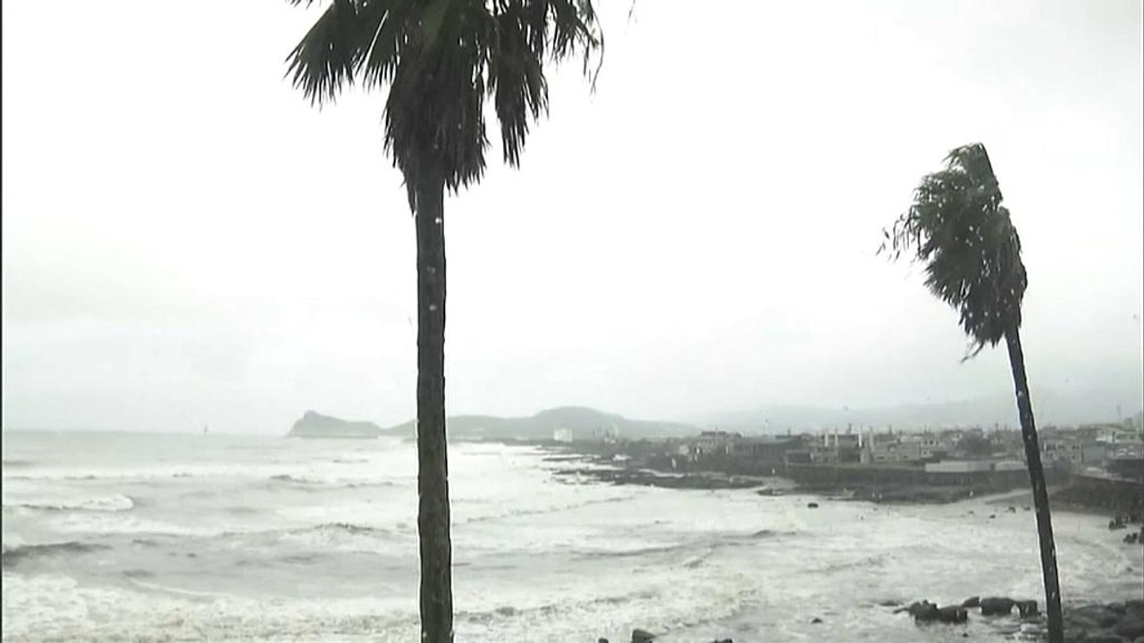 Tropensturm 'Talim' bringt Kyushu Wassermassen