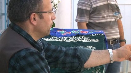 ABD'de Hayatını Kaybeden Tuğbanur Karataş İçin Cenaze Namazı Kılındı