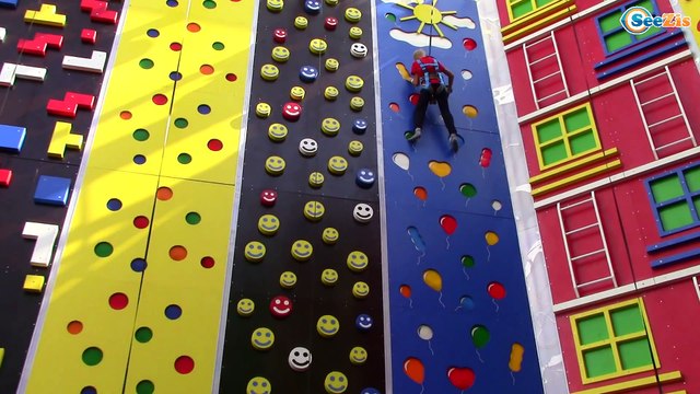 ВЛОГ Игорь и Богдан на Скалодроме Парни Забираются на самую вершину СКАЛЫ Видео для детей