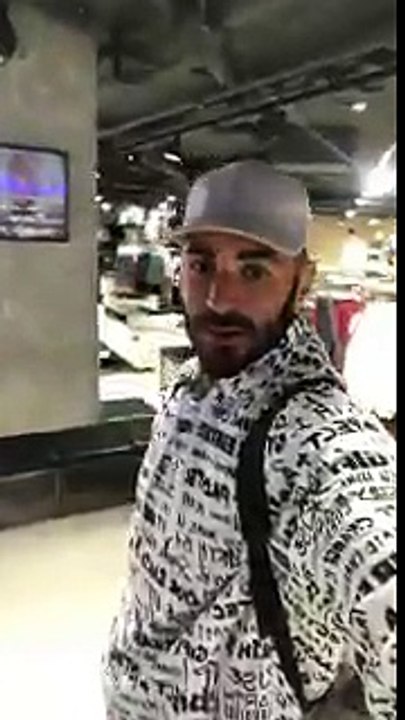 Le magasin Adidas des Champs-Élysées privatisé pour Karim Benzema