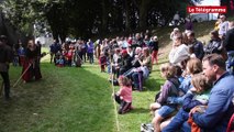 Pontivy. La foule à la journée médiévale