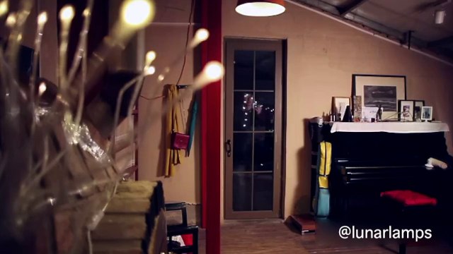 A surprising gift for your love - moon lamp gifts