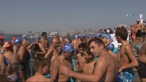 Üsküdar Kız Kulesi Yüzme Yarışları Nefesleri Kesti