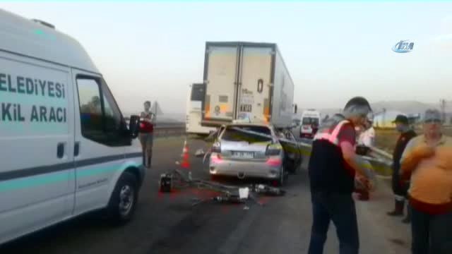 Afyonkarahisar'da Trafik Kazası: 2 Ölü, 2 Yaralı