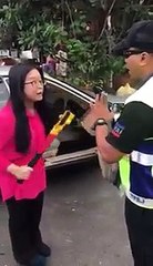 Malaysian Police and Angry Girl Fight