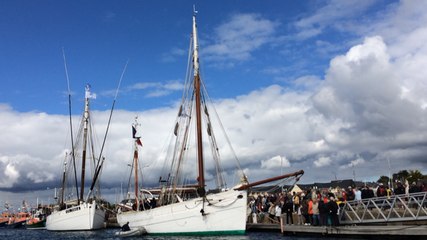 Fête maritime, départ des bateaux