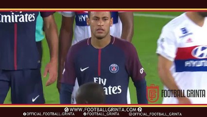 Neymar Asking Cavani For The Penalty , And Edinson Missed it