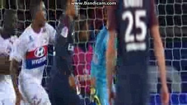 Edinson Cavani Missed Penalty - PSG 1-0 Lyon 17.09.2017 (HD)