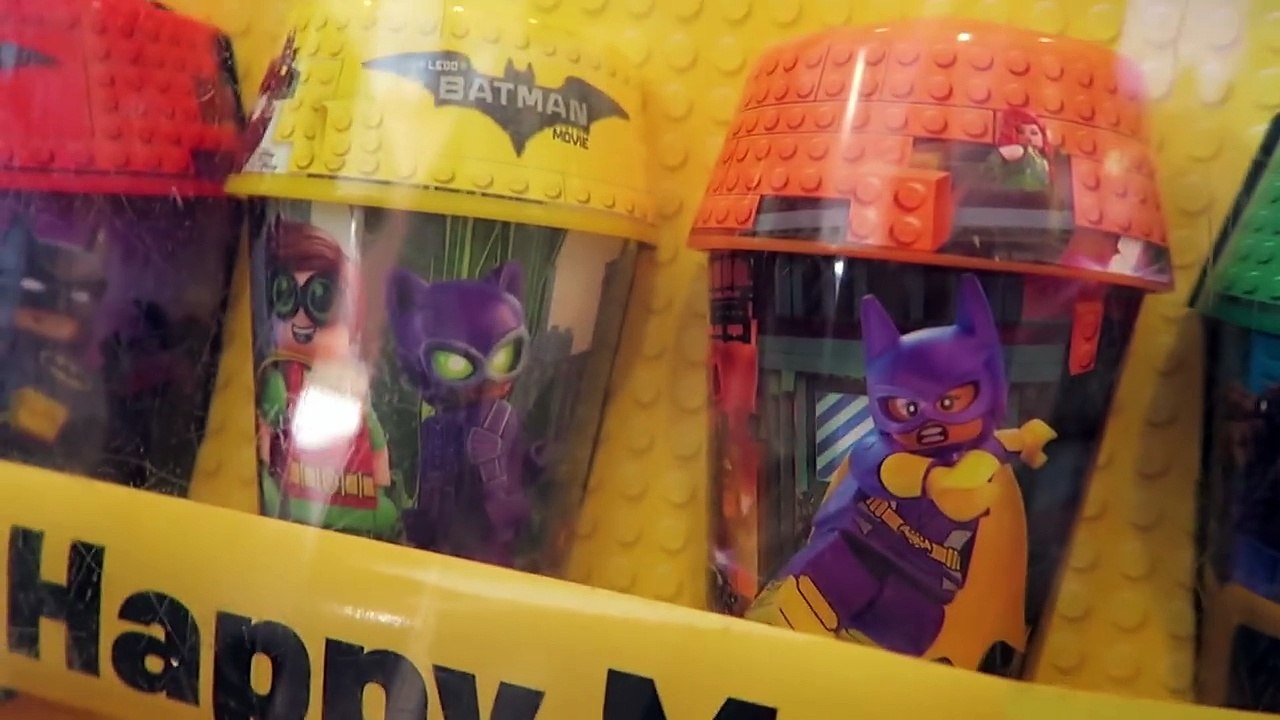 MCDONALDS HAPPY MEAL SURPRISE TOYS | THE LEGO BATMAN MOVIE!