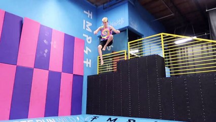 FAMOUS YOUTUBER TRAMPOLINE PARK SESSION *FLIPS AND TRICKS*
