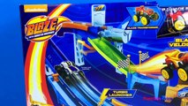 BLAZE AND THE MONSTER MACHINES FLIP AND RACE SPEEDWAY DISNEY CARS LIGHTNING MCQUEEN - UNBOXING