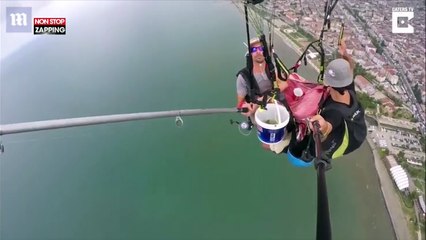 Deux hommes pêchent depuis un parapente, la vidéo WTF