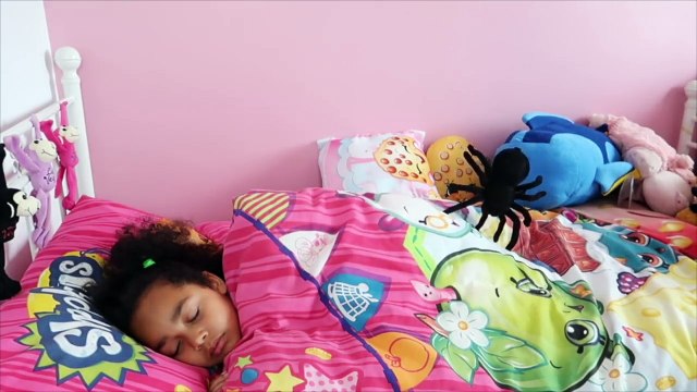 Bad Baby Spiders Attack Girl In Supermarket Compilation Mommy Freaks Out Toys AndMe (SKIT)