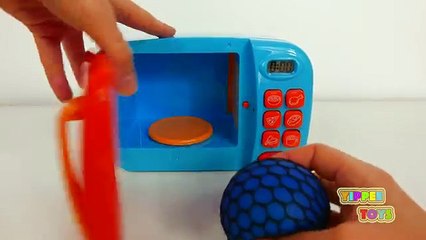 Learn Colors with Microwave and Squishy Balls