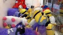 Despicable Me 2 Sega UFO catcher at Dave and Busters - Claw Machine Wins