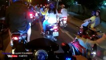 Thanh niên Việt phóng mô tô như bay, giả vờ nói tiếng Anh đối phó với CSGT Sài Gòn