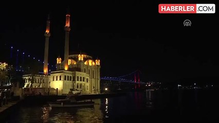 15 Temmuz Şehitler Köprüsü, Slovenya Bayrağı Renkleriyle Aydınlatıldı