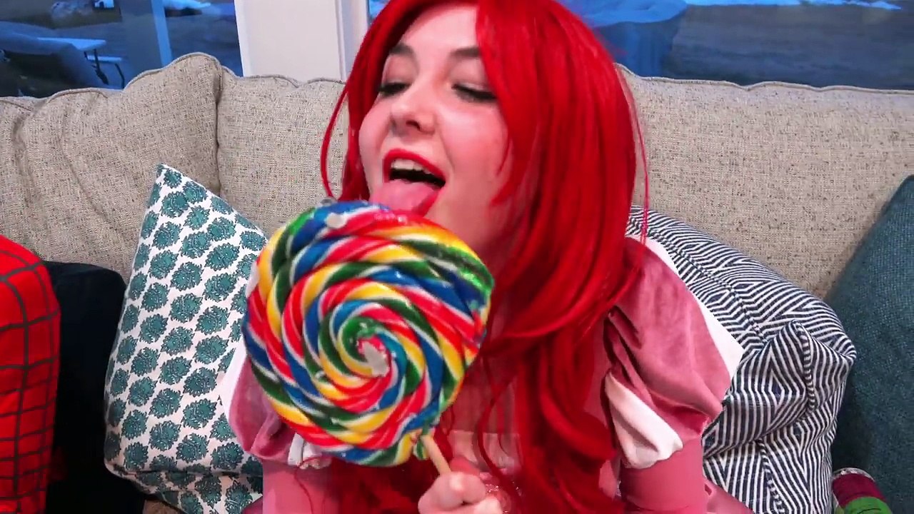 Baby Dentist vs Frozen Elsa! Supergirl and BAD baby JOKER Girl vs Giant gummy candy in real life!