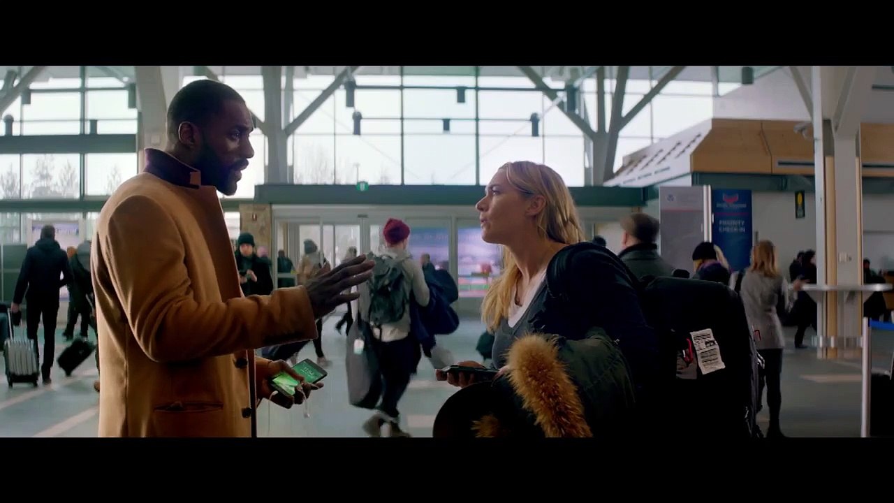The Mountain Between Us  Official tráiler 2 HD English premiere 6 October 2017.