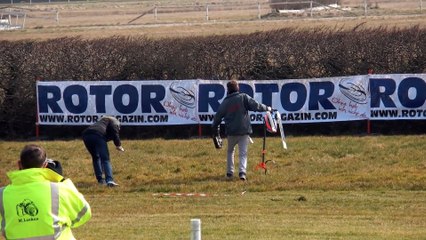 10 Minutes de crashs en Avions et Hélicoptères Radio-commandés !