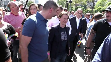 La primera ministra serbia se suma a la Gay Pride de Belgrado