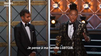 Télécharger la video: Emmy Awards 2017: Le discours épatant de Lena Waithe pour sa 