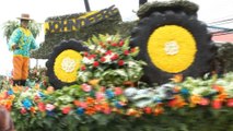 Más de 200.000 flores protagonizan la III Parada de las Flores en Panamá