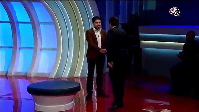 01.بكاء جورج قرداحى والجمهور فتاة تفرق بين صديقين من العراق في برنامج المسامح كريم 2016 روعة