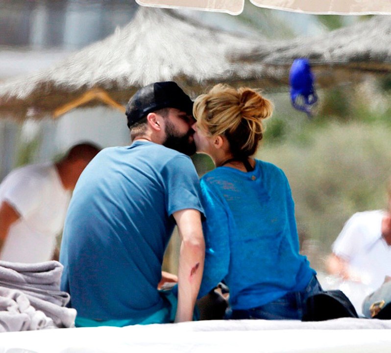 Shakira ile Barcelona'nın Yıldızı Pique 7 Yıllık İlişkilerini Noktaladı