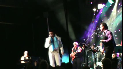 Ben Portsmouth sings 'The Wonder Of You' Lake George 2017