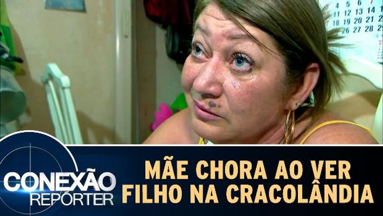 Mãe chora ao ver filho na Cracolândia