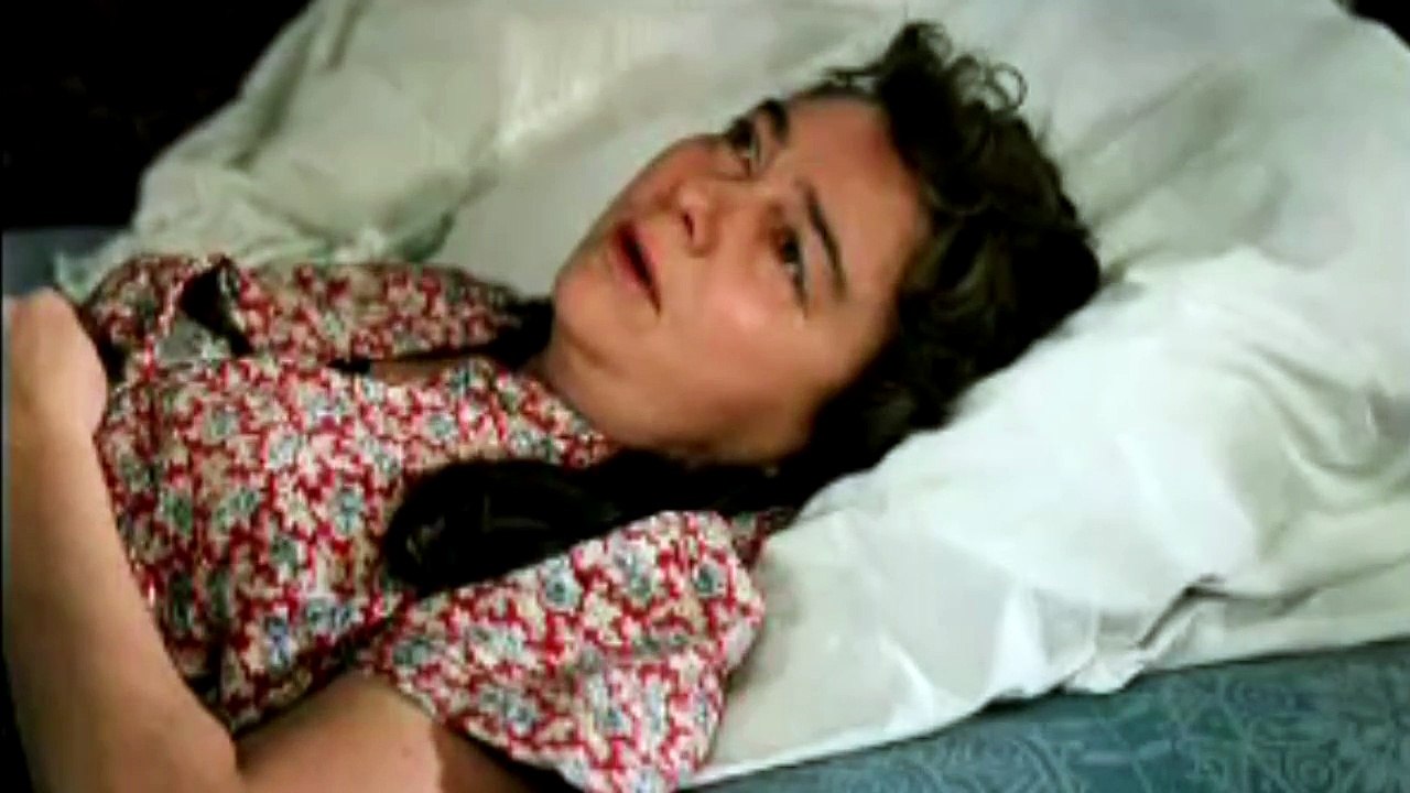 Смена коммуникативных ролей из х/ф "Любовь и голуби"