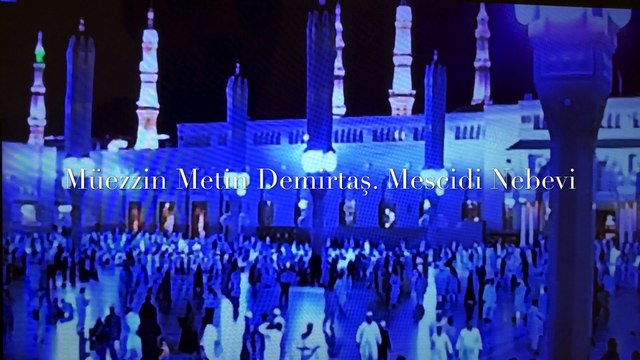 Azan Madinah Munawwarah. Adhan Madinah mp3. Mescidi Nebevi ezani. Aglatan ezan - Medine ezani. Adhan Madinah. Ezan (Medine ezani) Hafiz Metin Demirtas. Medinede canli ezan, aksam ezani. Azaan madeenah salah al maghreb. Azan maghreb Madinah. Essam Bukhari.
