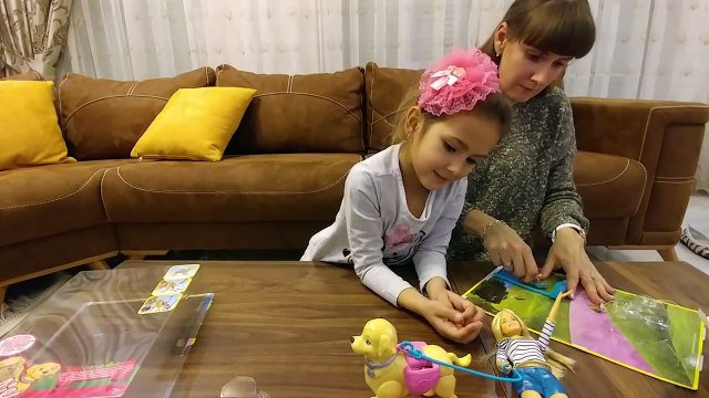 Barbienin köpeği chaelse kaka yapıyor barbie temizliyor, eğlenceli çocuk videosu, toys unboxing