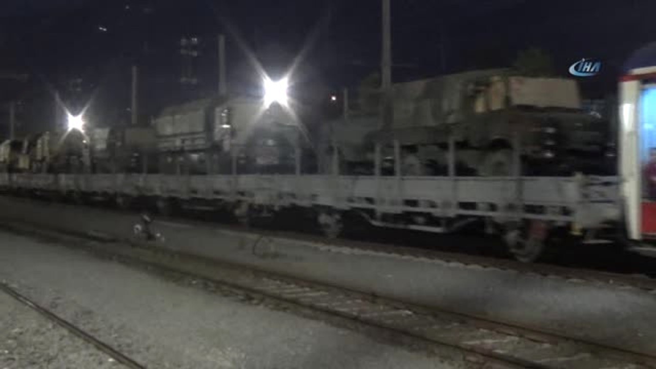 Sınıra Askeri Sevkiyat Ediyor