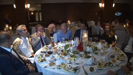 Mustafa Denizli'den Galatasaray Değerlendirmesi