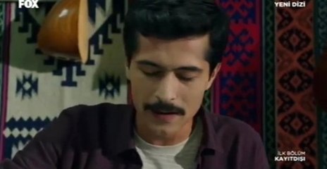 Kayıtdışı Dizisine İsmail Hacıoğlu'nun Türkü Performansı Damga Vurdu