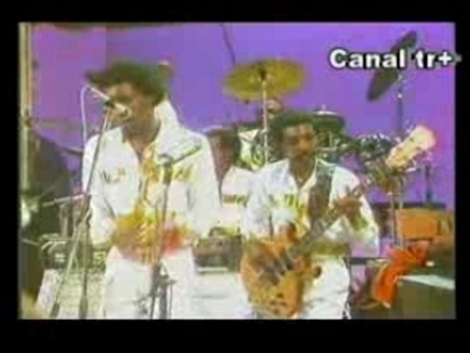 MUSIC MONDE