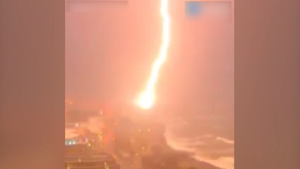 Un edificio en Nueva Zelanda recibió el impacto directo de un rayo