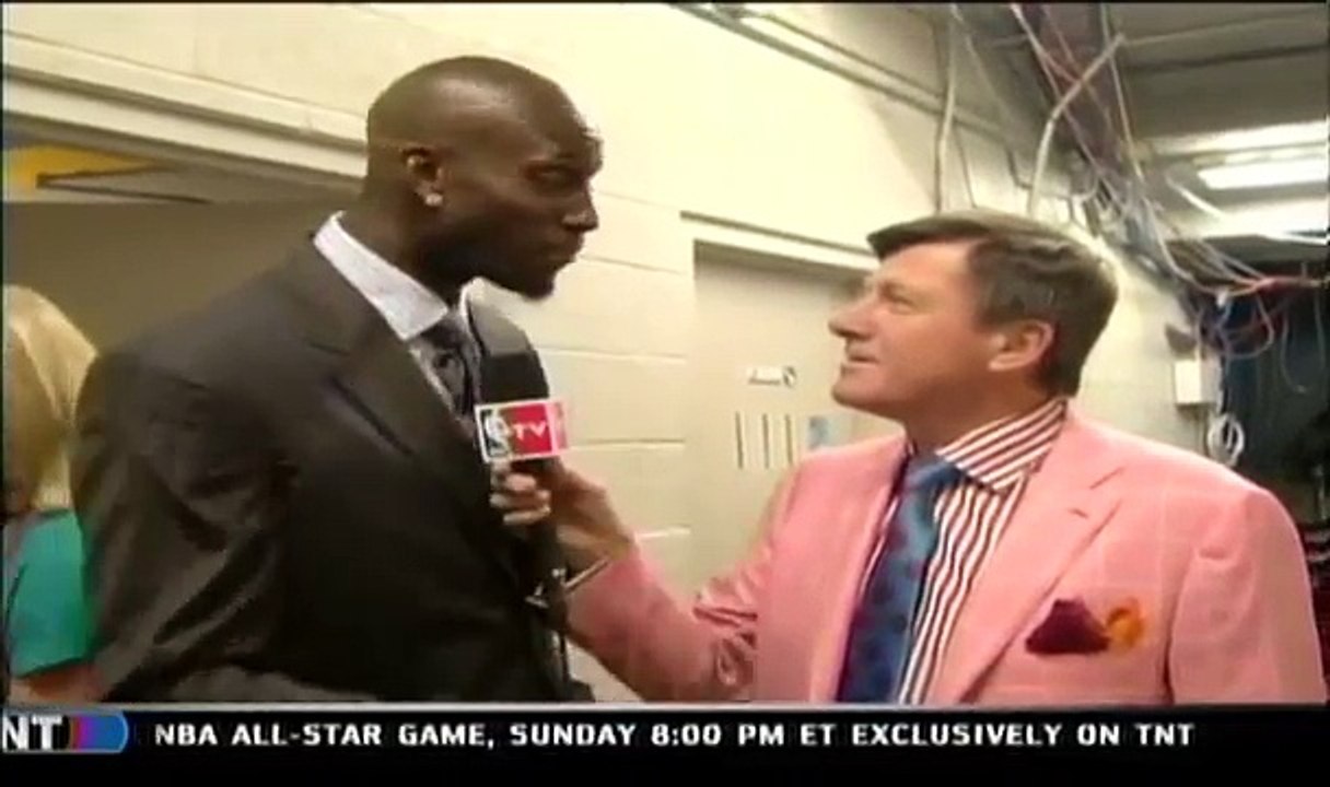 Kevin Garnett tells Craig Sager to Burn his clothes!