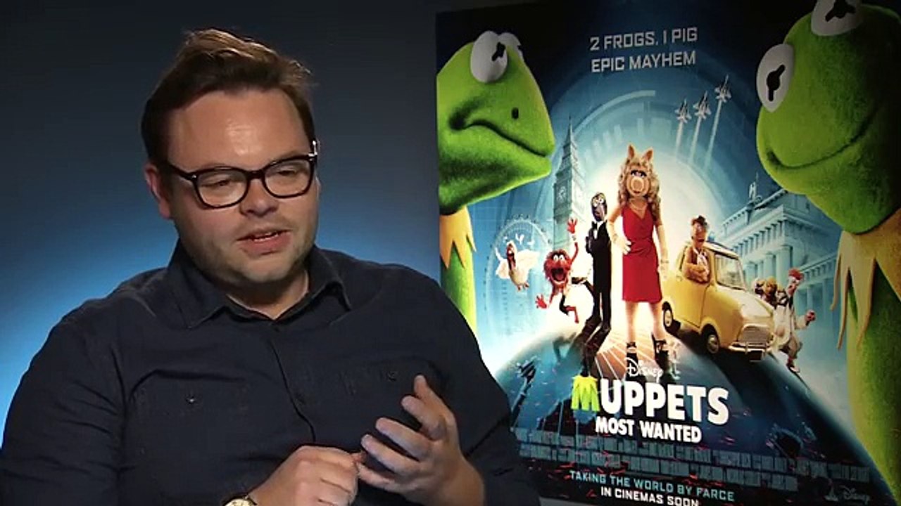 Ricky Gervais: Why would I look at Constantines nether regions? - Muppets new interview