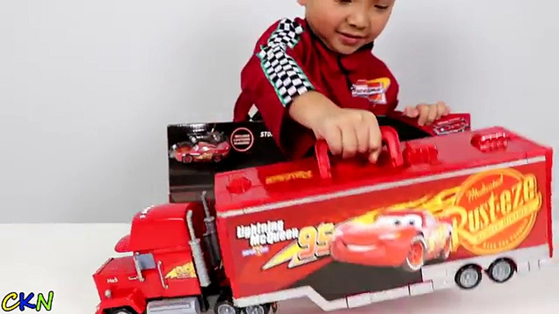 lightning mcqueen fire truck