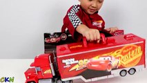 NEW Disney Cars 3 Toys Mack Playcase Unboxing Fire Truck Lightning McQueen Cruz Ramirez
