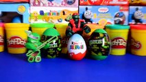 Des voitures des œufs pâte à modeler adolescent tortues déballant Kinder surprise tmnt surprise mutant ninja w