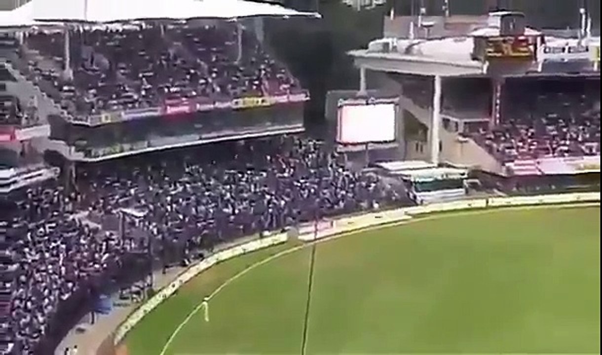 Mersal Song played in chennai stadium Ind Vs Australia first ODI