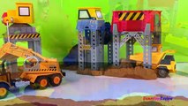 Play Doh play with CAT Construction & Diggin rigs vehicles: Dump Truck Loader Roller